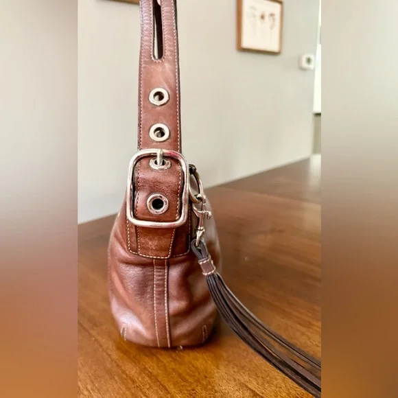 ‼️SOLD ‼️Vintage Coach East West Legacy Shoulder Bag in Mahogany Y2K 2006 - Picture 12 of 15